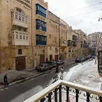 1 Bedroom Heritage Apartment